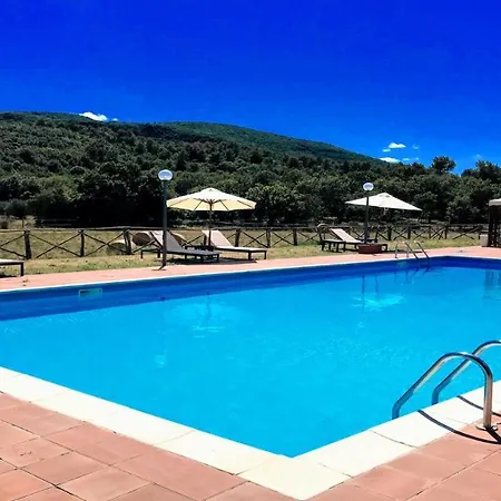 Villa Vallocchia - Sleeps 18 Exclusive Poolgrounds Spoleto 10 Mins Rome 1 Hr * Borgiano (Perugia)
