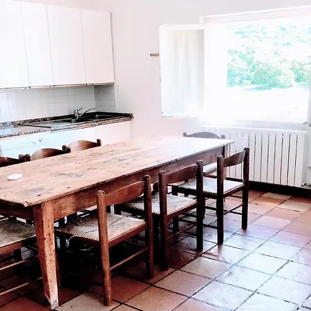 Villa Vallocchia - sleeps 18 Exclusive poolgrounds Spoleto 10 mins Rome 1 hr * Borgiano (Perugia)
