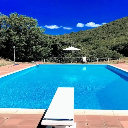 Villa Vallocchia - sleeps 18 Exclusive poolgrounds Spoleto 10 mins Rome 1 hr * Borgiano (Perugia)