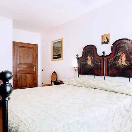 Villa Vallocchia - Sleeps 18 Exclusive Poolgrounds Spoleto 10 Mins Rome 1 Hr