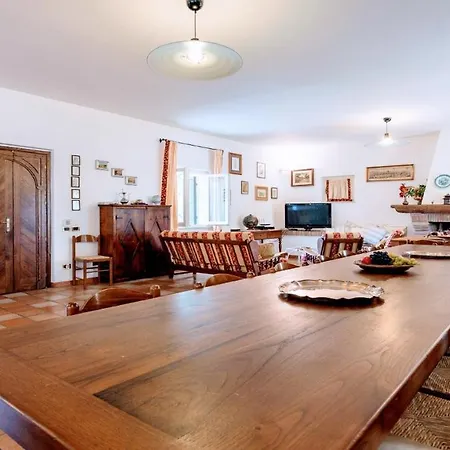 Villa Villa Vallocchia - Sleeps 18 Exclusive Poolgrounds Spoleto 10 Mins Rome 1 Hr