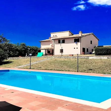 Villa Vallocchia - Sleeps 18 Exclusive Poolgrounds Spoleto 10 Mins Rome 1 Hr