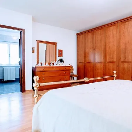 Villa Vallocchia - Sleeps 18 Exclusive Poolgrounds Spoleto 10 Mins Rome 1 Hr Villa Borgiano (Perugia)