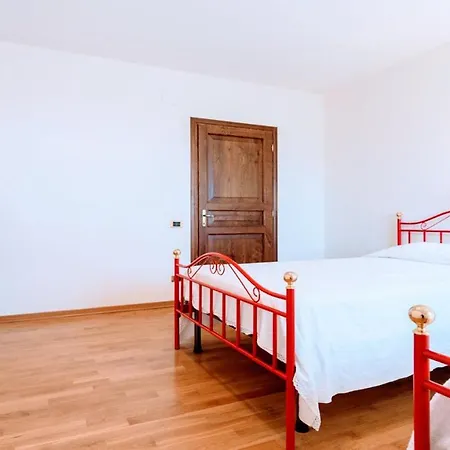 Villa Vallocchia - Sleeps 18 Exclusive Poolgrounds Spoleto 10 Mins Rome 1 Hr * Borgiano (Perugia)