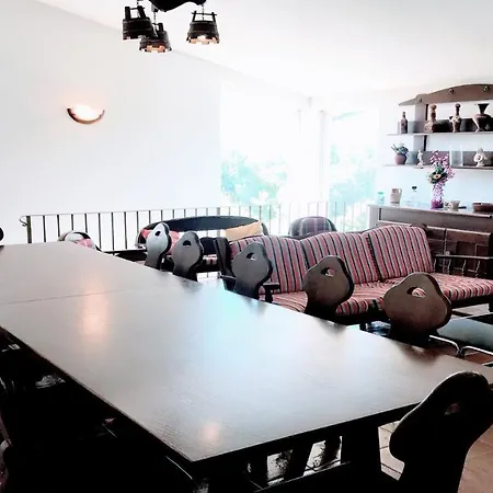 Villa Vallocchia - sleeps 18 Exclusive poolgrounds Spoleto 10 mins Rome 1 hr Borgiano (Perugia)
