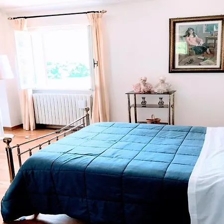 Villa Vallocchia - sleeps 18 Exclusive poolgrounds Spoleto 10 mins Rome 1 hr Villa Borgiano (Perugia)