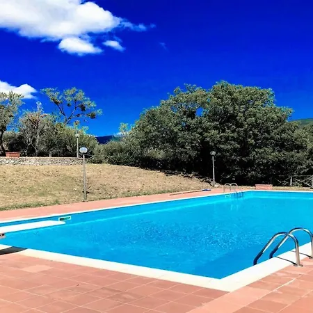 Villa Vallocchia - Sleeps 18 Exclusive Poolgrounds Spoleto 10 Mins Rome 1 Hr *