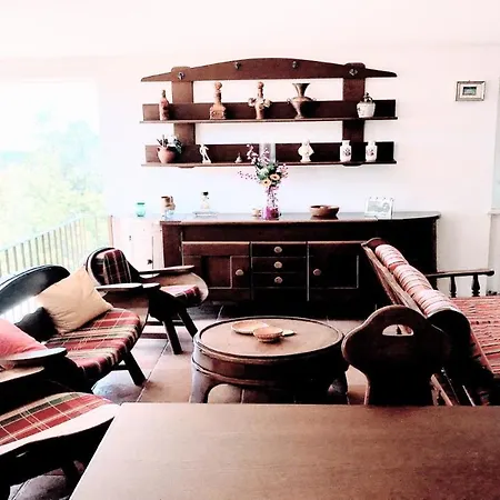 Villa Villa Vallocchia - sleeps 18 Exclusive poolgrounds Spoleto 10 mins Rome 1 hr