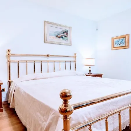 Villa Vallocchia - Sleeps 18 Exclusive Poolgrounds Spoleto 10 Mins Rome 1 Hr *